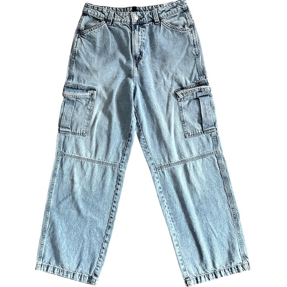 H&M Divided Cargo Jeans Mid Rise Straight Leg Utility Denim Size 6 - Picture 2 of 12